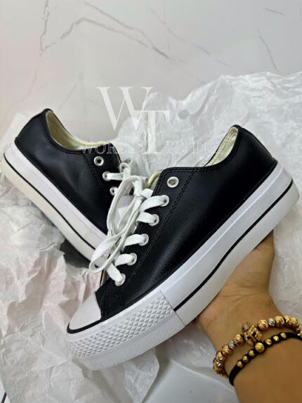 CONVERSE CORTA NEGRA