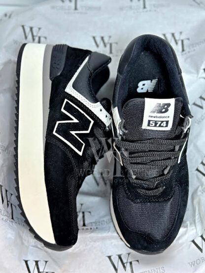 NEW BALANCE 574 NEGRA - Image 7