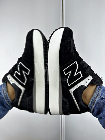 NEW BALANCE 574 NEGRA