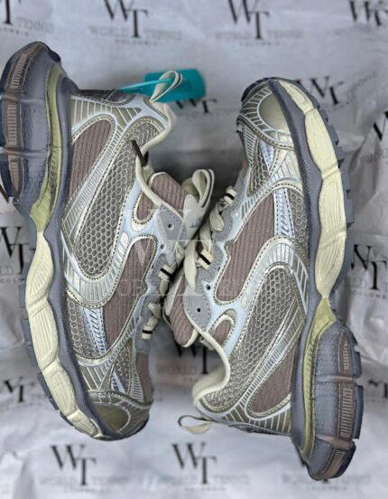 BALENCIAGA CHAMPAGNE