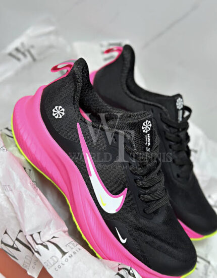 NIKE ZOOM FUCSIA