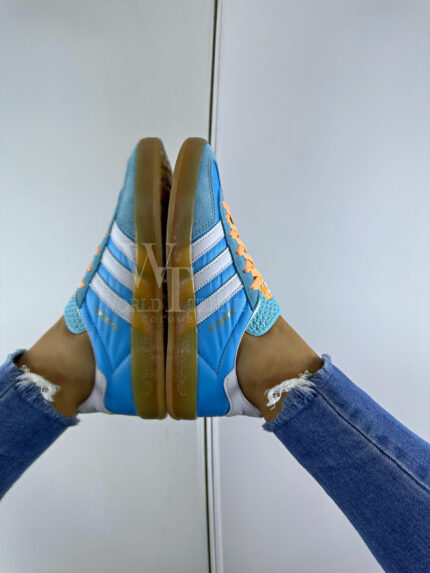 ADIDAS GAZELLE AZUL LINEAS BLANCAS