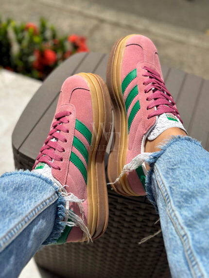 ADIDAS GAZELLE ROSADA LÍNEAS VERDES
