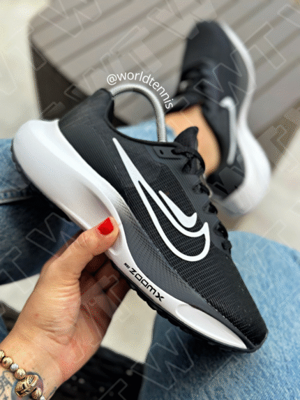 NIKE ZOOM NEGRAS