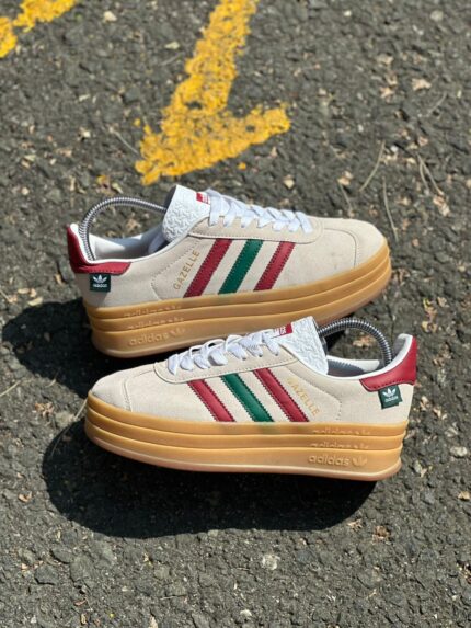 ADIDAS GAZELLE LÍNEAS ROJAS Y VERDE