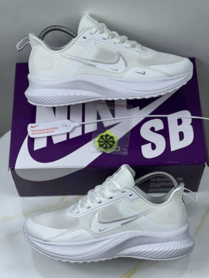 NIKE ZOOM BLANCAS