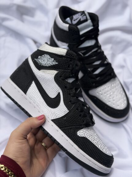 NIKE RETRO 1 SWAROVSKI