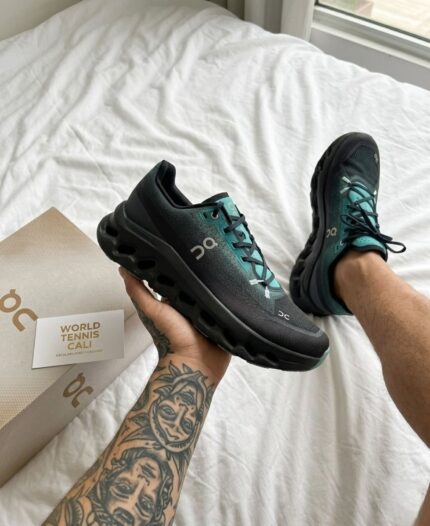 On Cloud Verde Negro