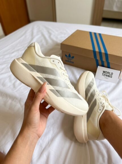 Adizero Beish líneas gris