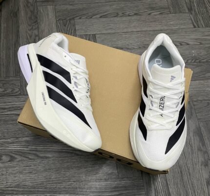 Adizero b/negra