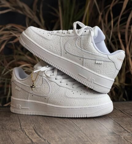 For One Louis vuitton